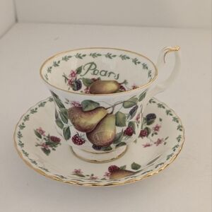 Royal Albert "Pears" Tea Cup and Saucer Convent Garden Fruit Series 1994